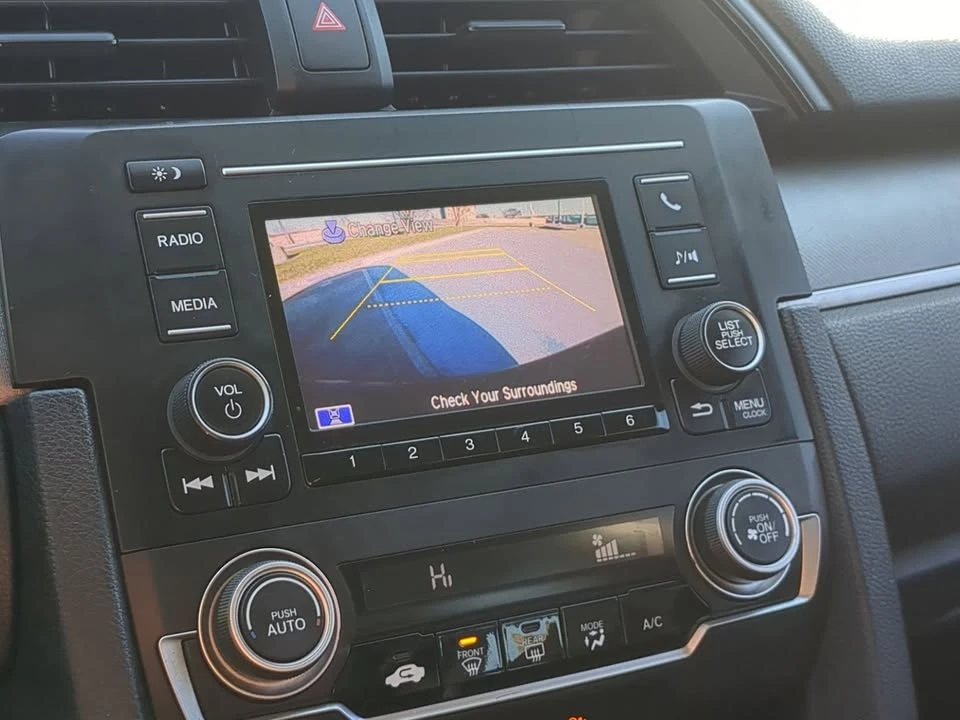 2016 Honda Civic 10th Gen - Image 10 of 12