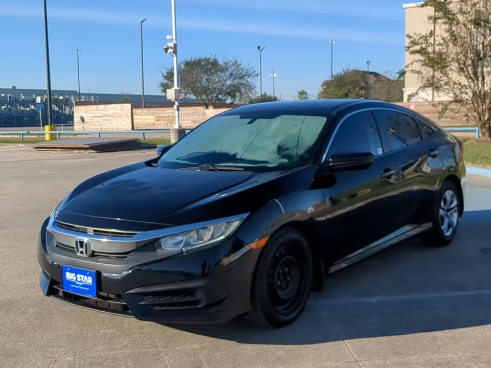 2016 Honda Civic 10th Gen - Image 3 of 12