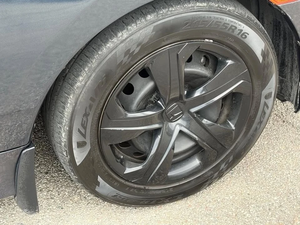 2016 Honda Civic 10th Gen - Image 10 of 20