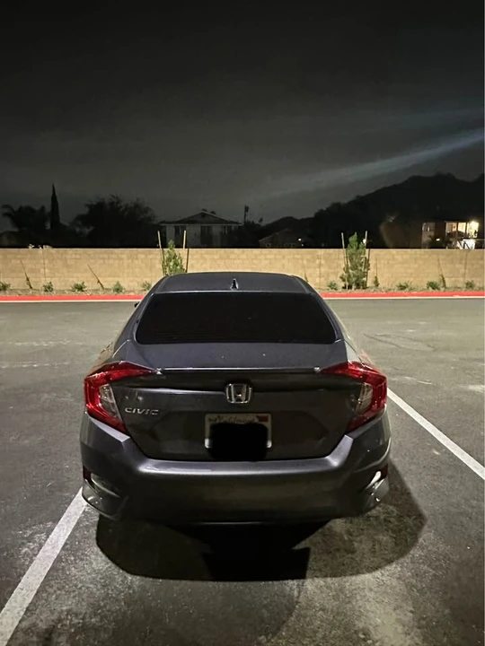 2016 Honda Civic 10th Gen - Image 3 of 8