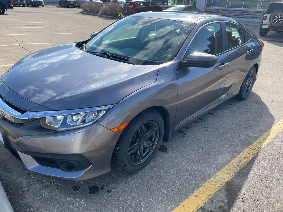 2016 Honda Civic 10th Gen - Image 6 of 19