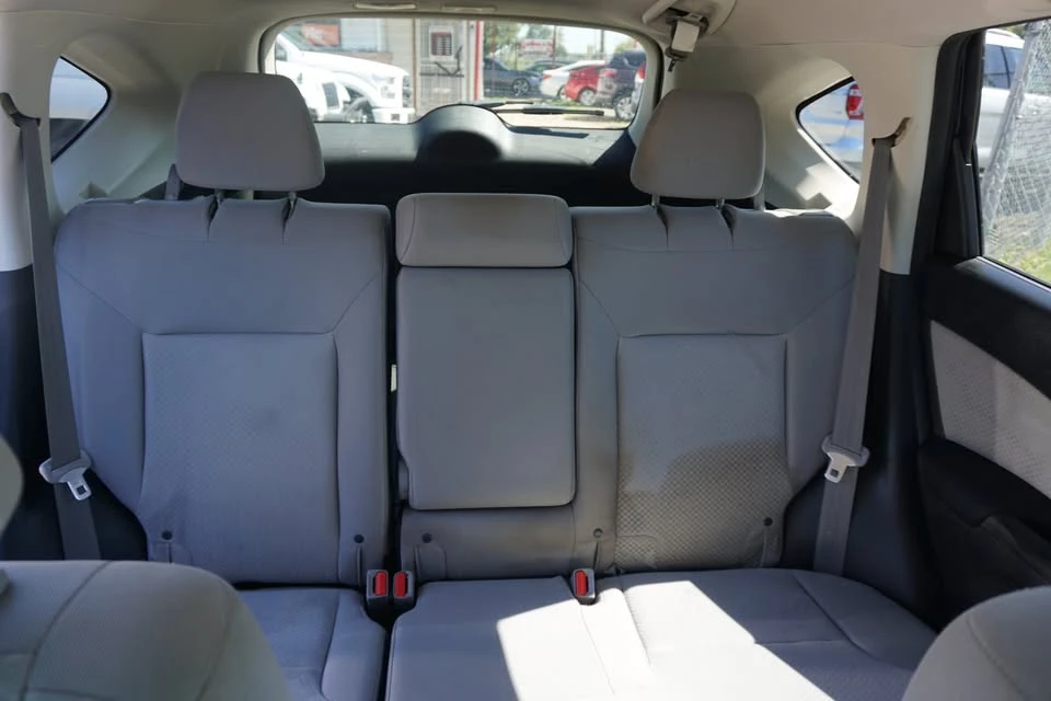 2016 Honda CR-V 4th Gen - Image 9 of 17