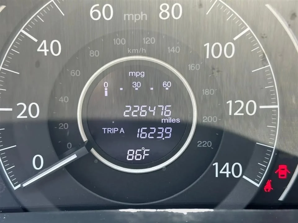 2016 Honda CR-V 4th Gen - Image 11 of 20