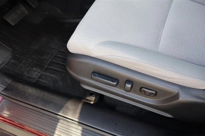 2016 Honda CR-V 4th Gen - Image 16 of 20