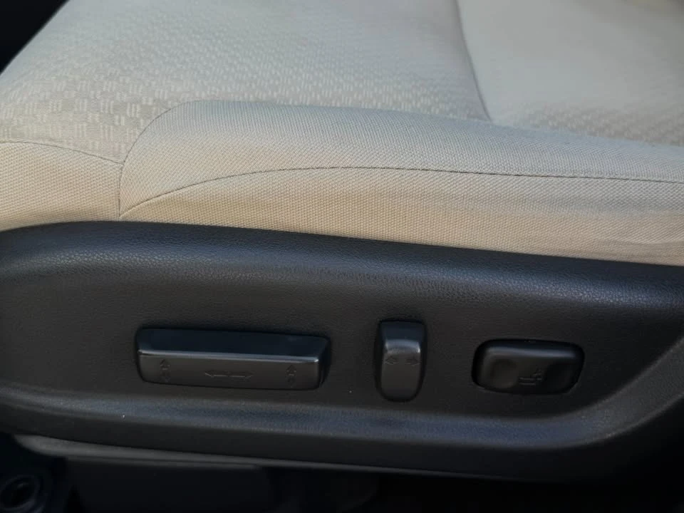2016 Honda CR-V 4th Gen - Image 10 of 20