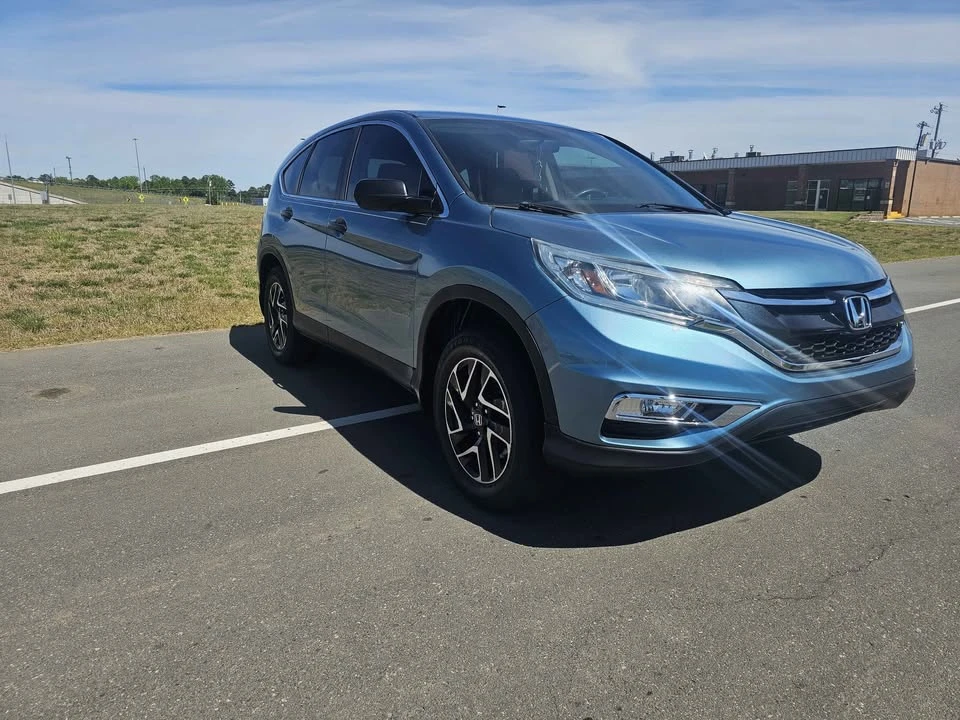 2016 Honda CR-V 4th Gen - Image 2 of 11