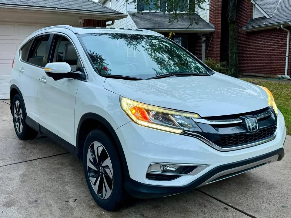 2016 Honda CR-V 4th Gen - Image 2 of 12