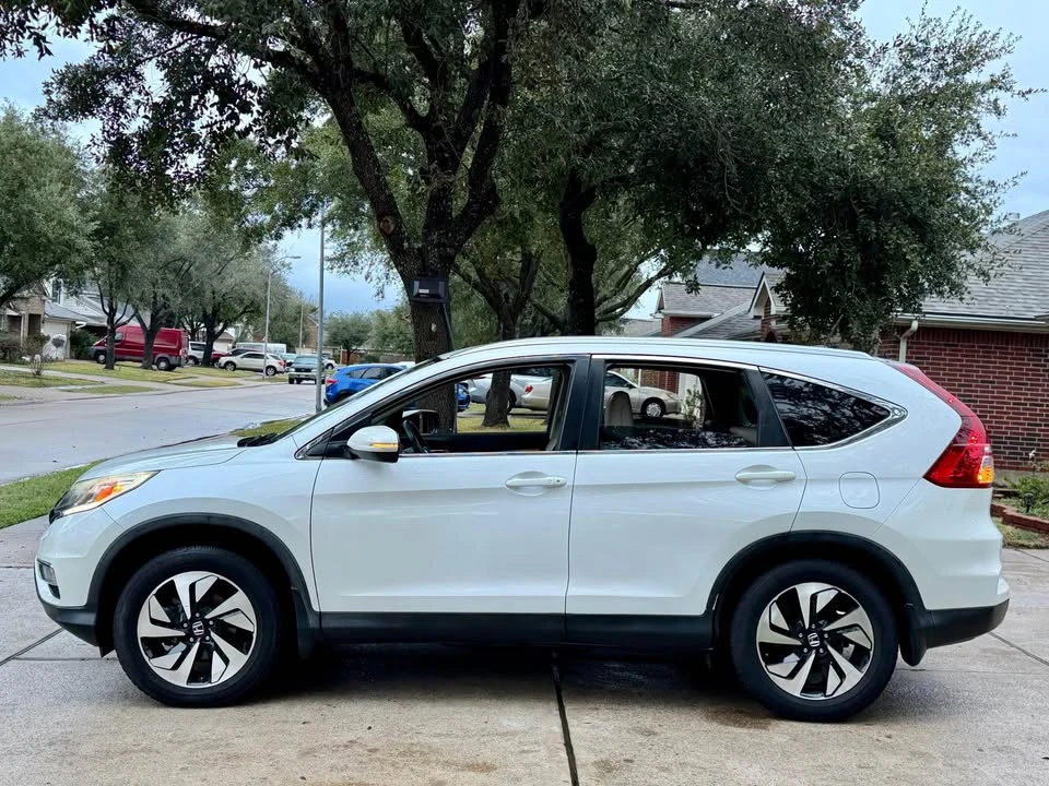 2016 Honda CR-V 4th Gen - Image 6 of 12