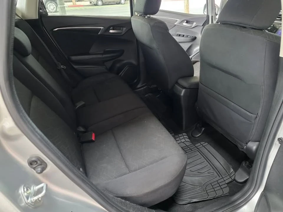 2016 Honda Fit - Image 10 of 13