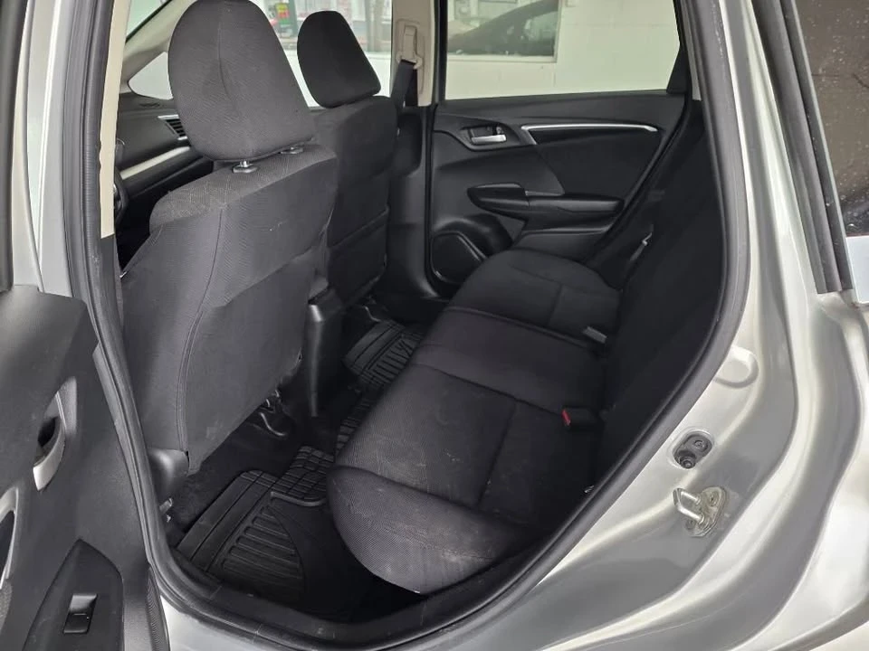 2016 Honda Fit - Image 9 of 13