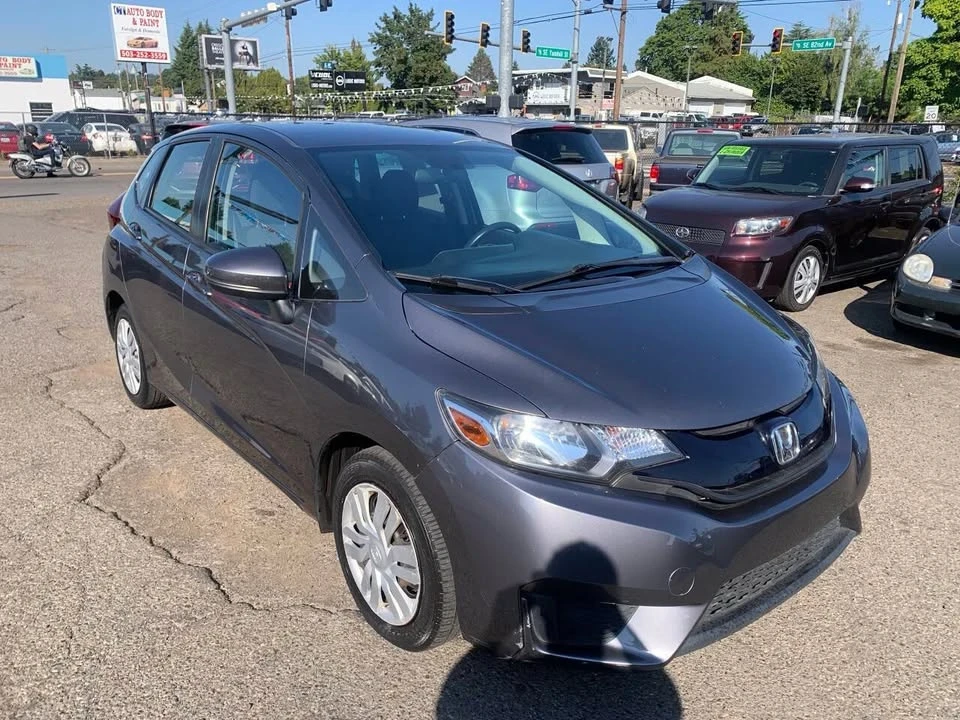 2016 Honda Fit - Image 5 of 13