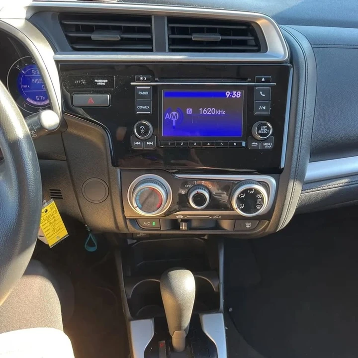 2016 Honda Fit - Image 4 of 5