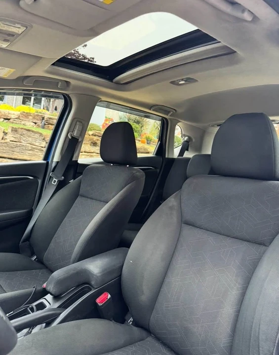 2016 Honda Fit - Image 14 of 15