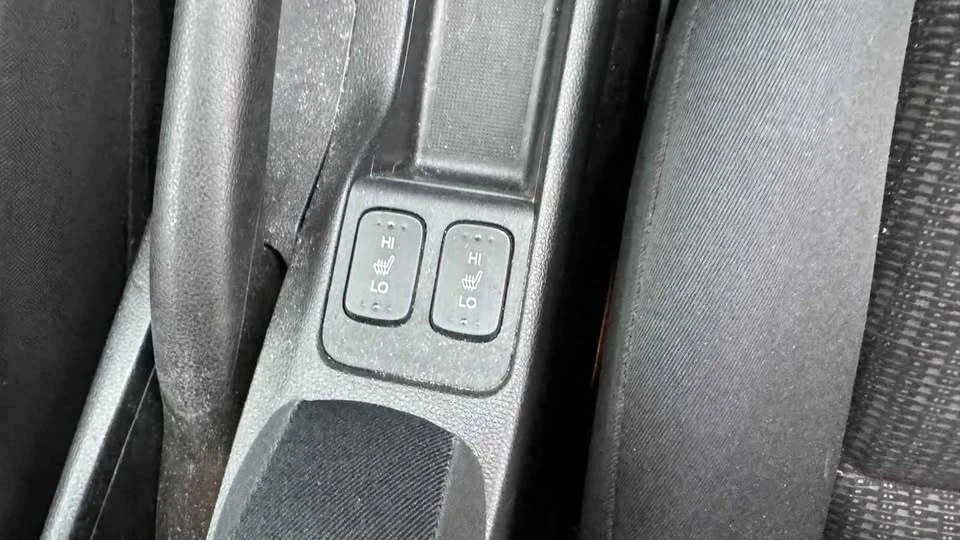 2016 Honda Fit - Image 13 of 16
