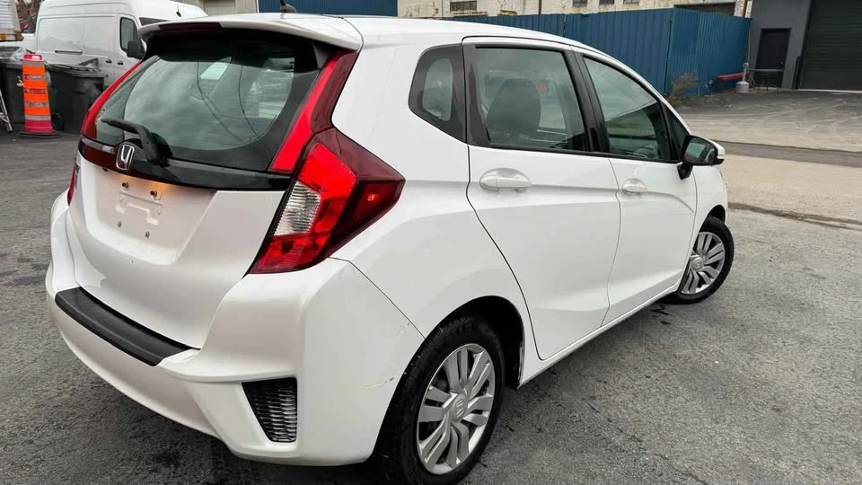 2016 Honda Fit - Image 6 of 16