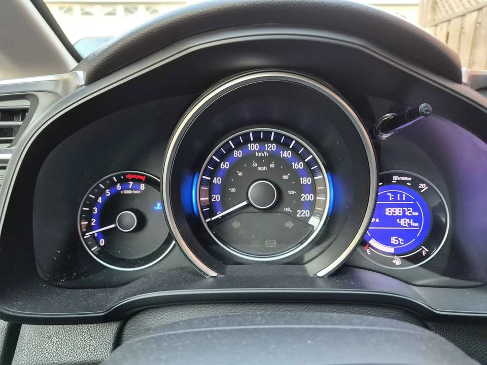 2016 Honda Fit - Image 9 of 9