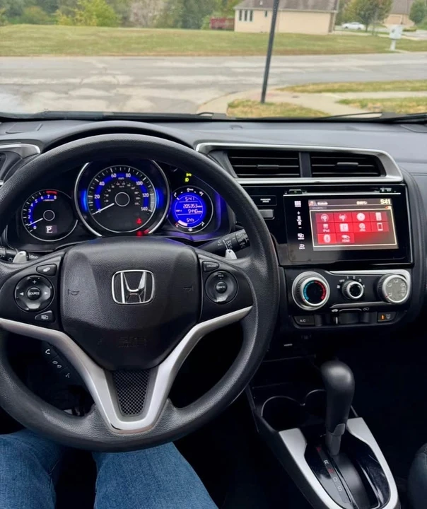 2016 Honda Fit - Image 16 of 20