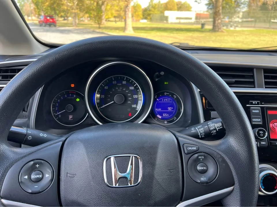 2016 Honda Fit - Image 11 of 13