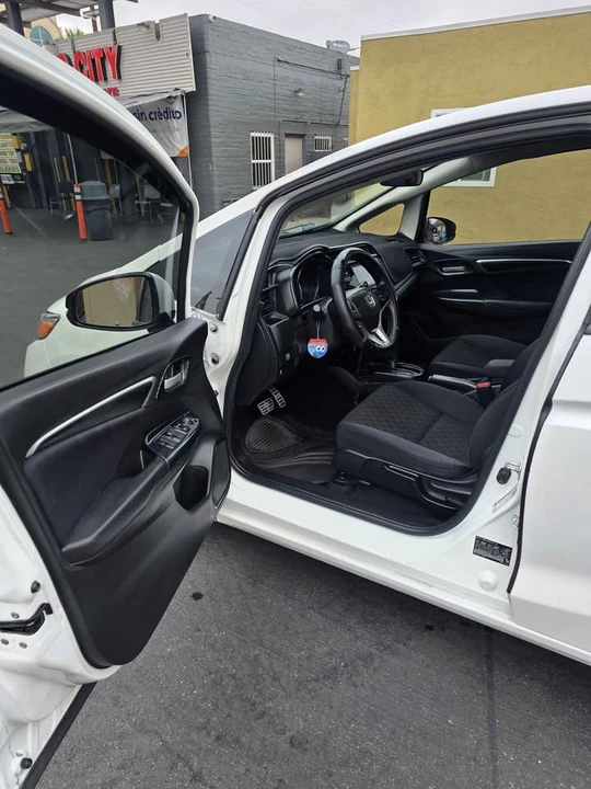 2016 Honda Fit - Image 8 of 15