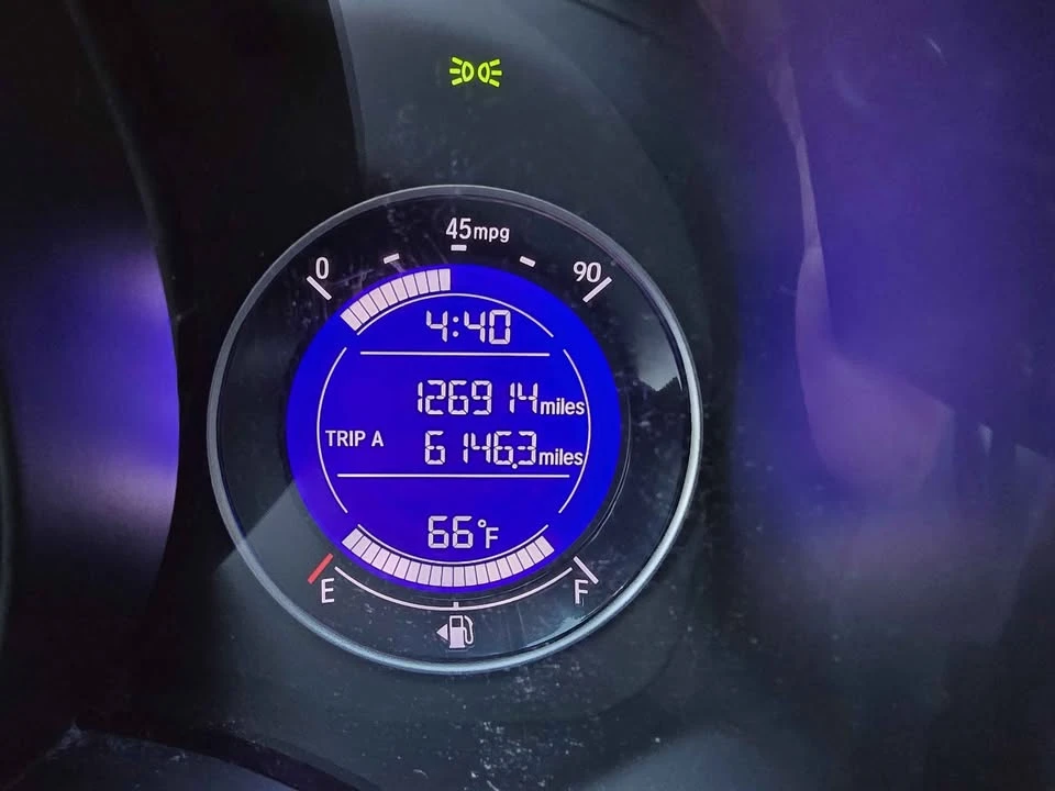 2016 Honda Fit - Image 7 of 8