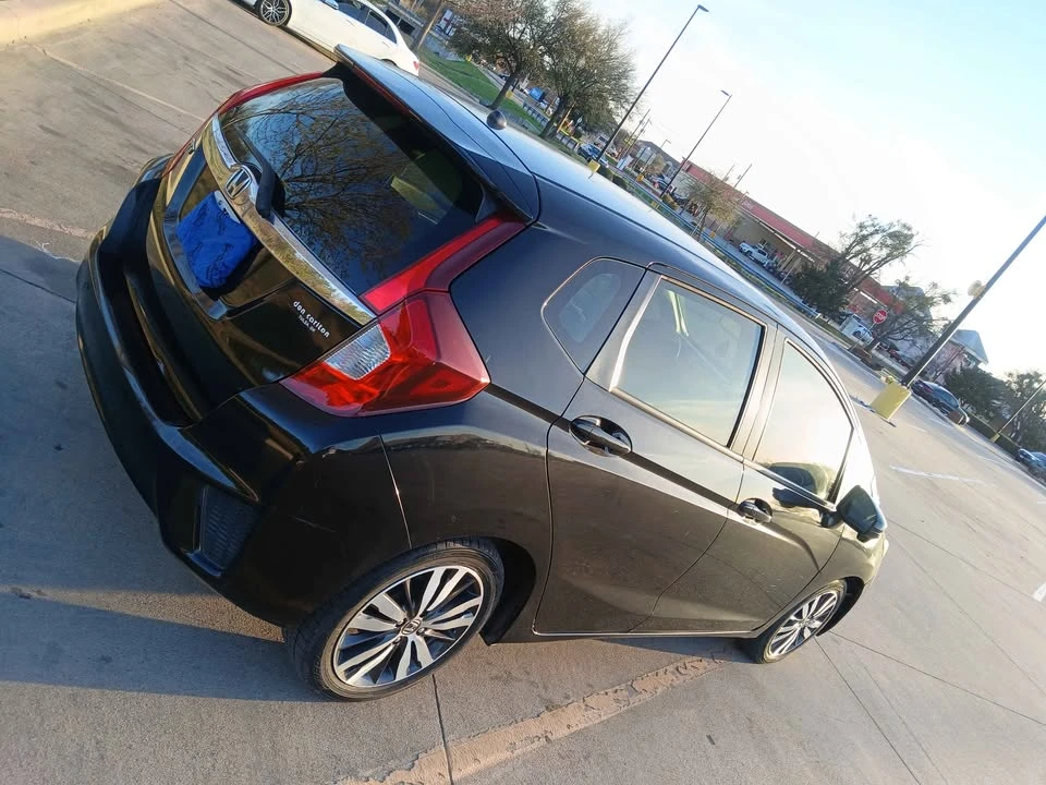 2016 Honda Fit - Image 10 of 15