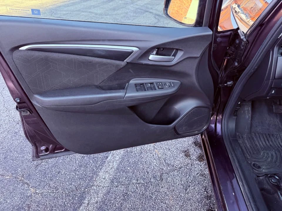 2016 Honda Fit - Image 14 of 18