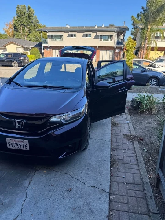 2016 Honda Fit - Image 2 of 10