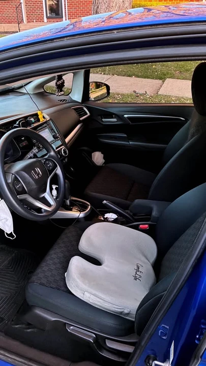 2016 Honda Fit - Image 6 of 9