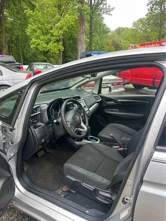 2016 Honda Fit - Image 3 of 5