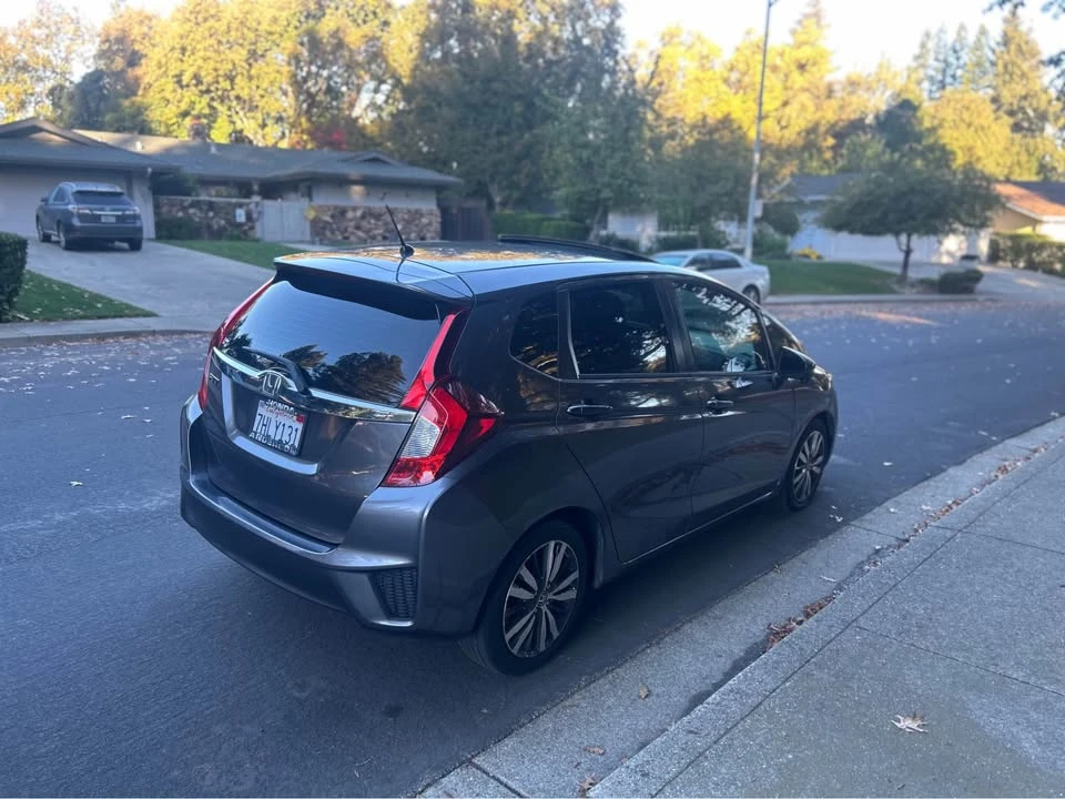 2016 Honda Fit - Image 4 of 12