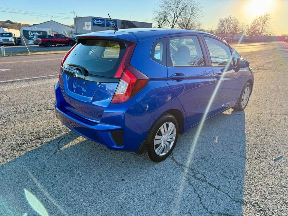 2016 Honda Fit - Image 16 of 19