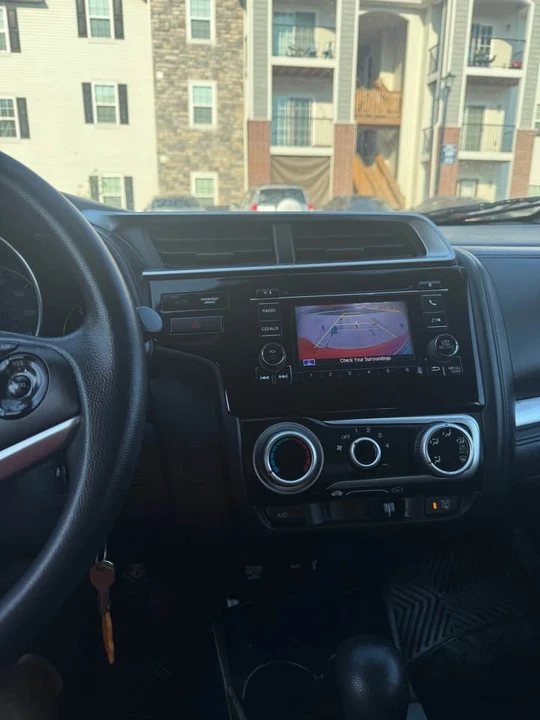 2016 Honda Fit - Image 7 of 9
