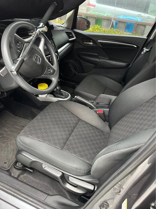 2016 Honda Fit - Image 5 of 8