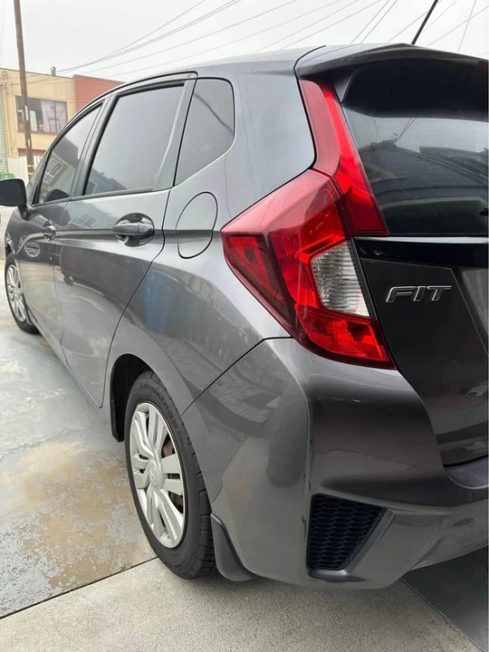 2016 Honda Fit - Image 4 of 8