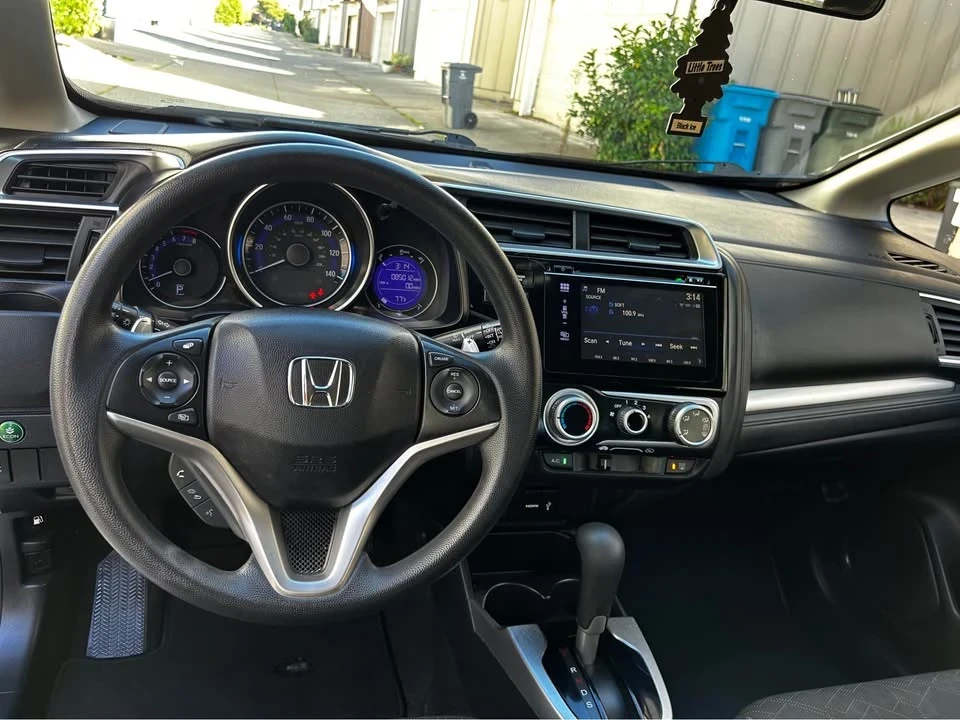 2016 Honda Fit - Image 7 of 10