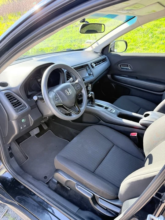 2016 Honda HR-V 2nd Gen - Image 3 of 4