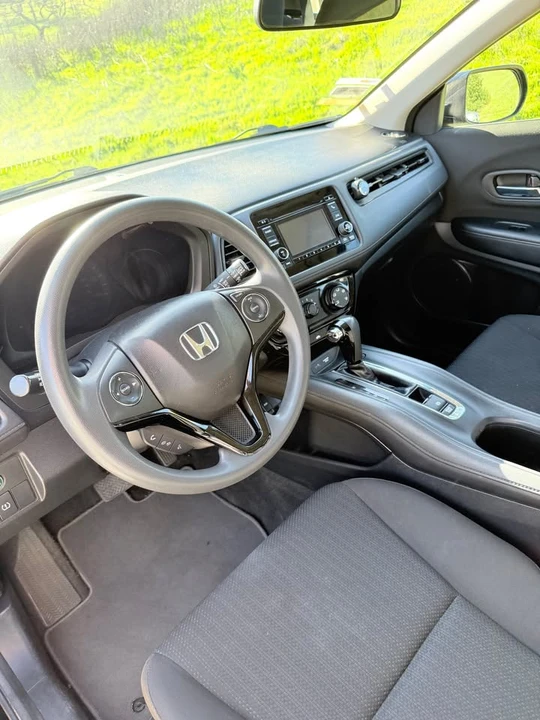 2016 Honda HR-V 2nd Gen - Image 4 of 4
