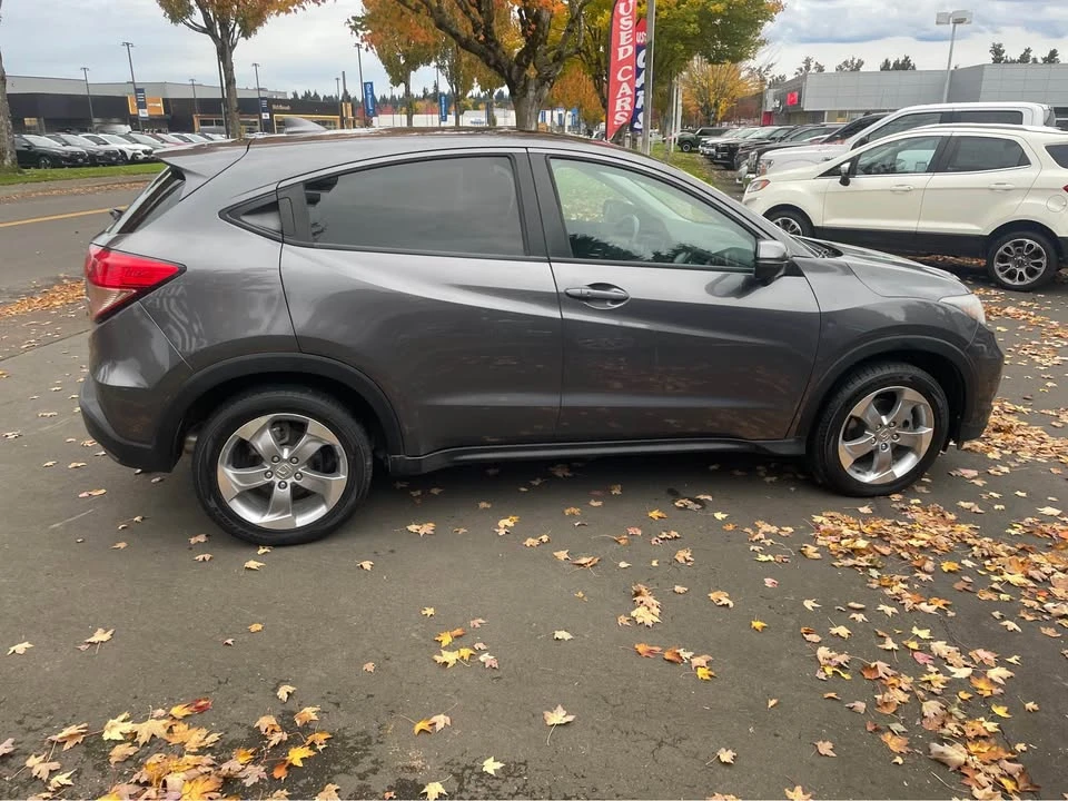 2016 Honda HR-V 2nd Gen - Image 6 of 16