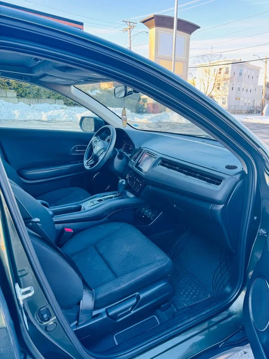 2016 Honda HR-V 2nd Gen - Image 9 of 20