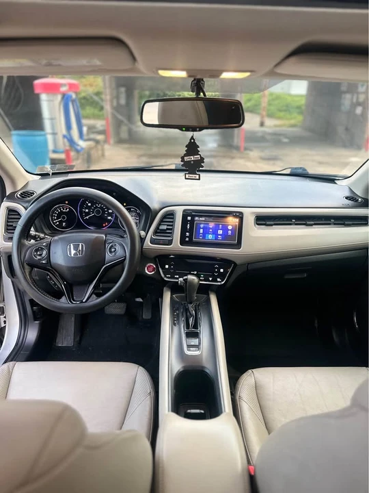 2016 Honda HR-V 2nd Gen - Image 15 of 15