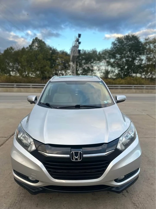 2016 Honda HR-V 2nd Gen - Image 9 of 15
