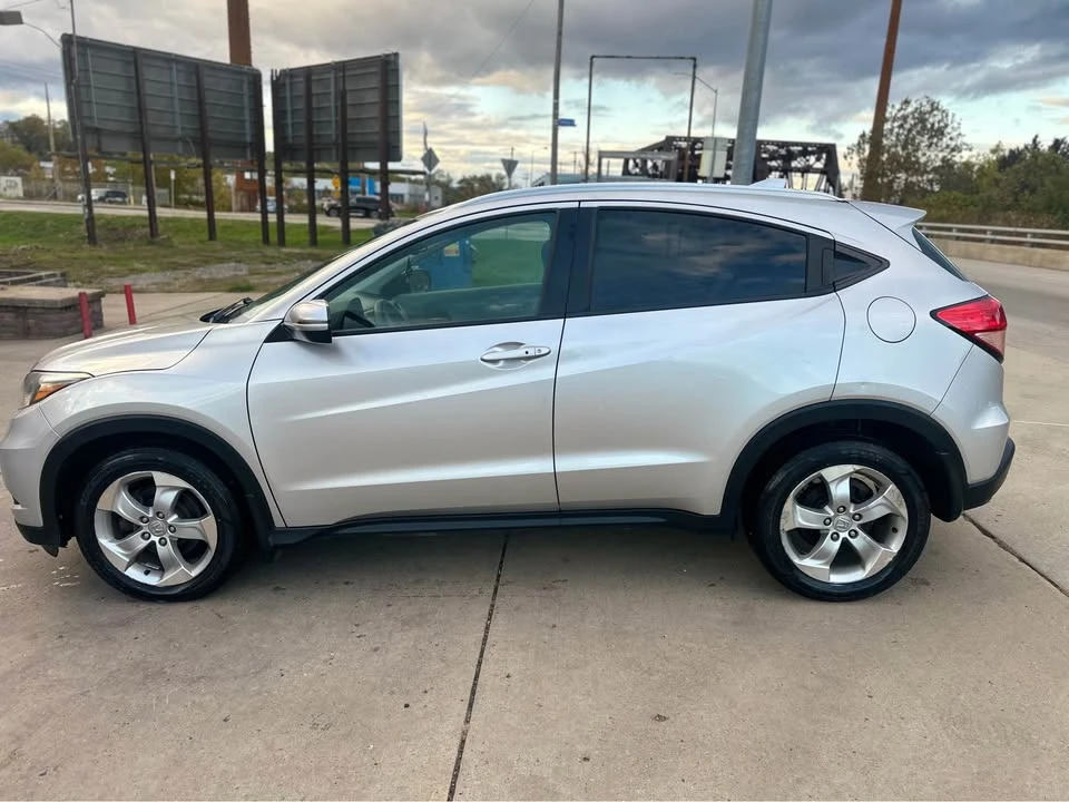 2016 Honda HR-V 2nd Gen - Image 4 of 15