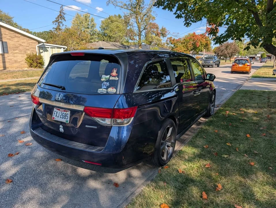 2016 Honda Odyssey - Image 6 of 17