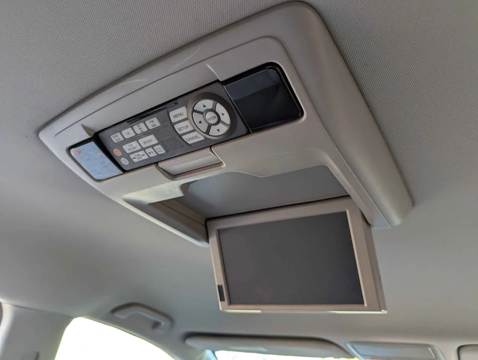 2016 Honda Odyssey - Image 10 of 17