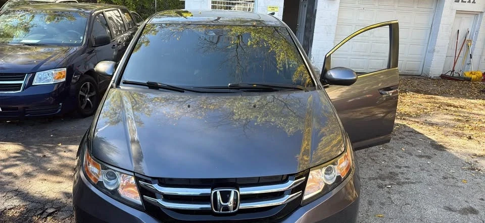 2016 Honda Odyssey - Image 2 of 6