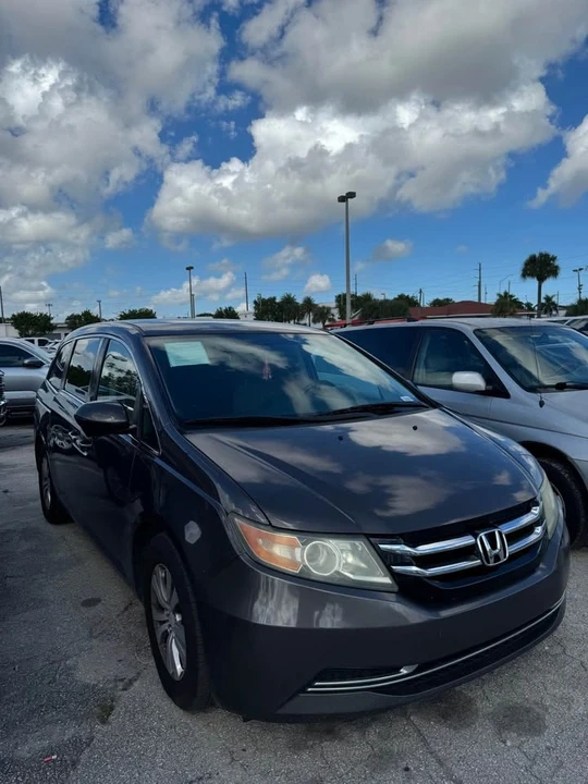 2016 Honda Odyssey - Image 2 of 7