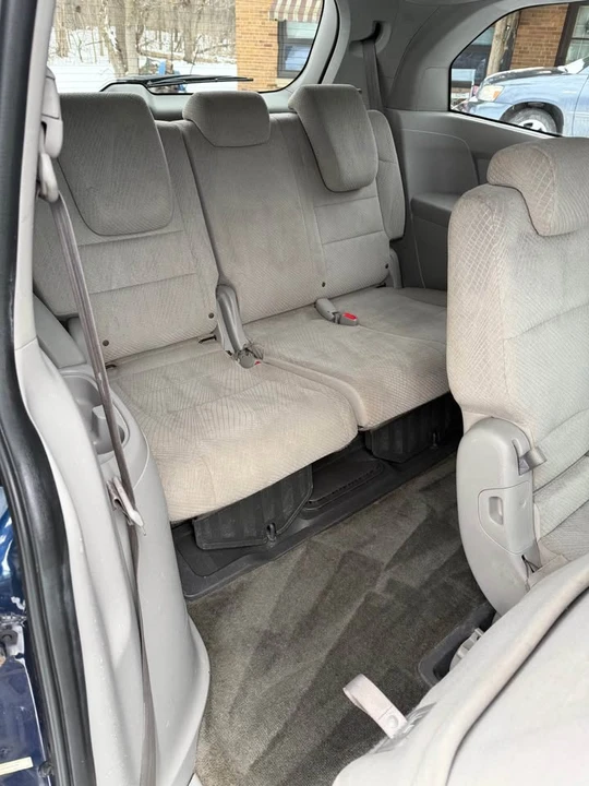 2016 Honda Odyssey - Image 11 of 17
