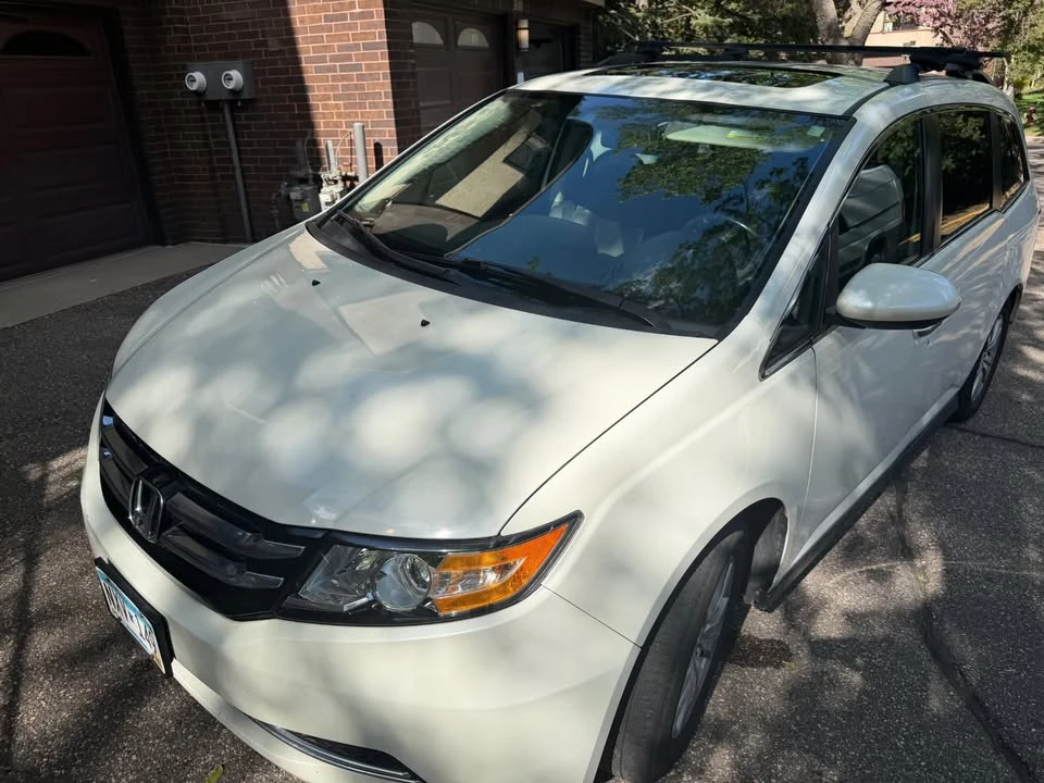 2016 Honda Odyssey - Image 2 of 10