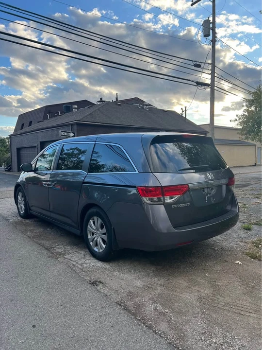2016 Honda Odyssey - Image 5 of 10