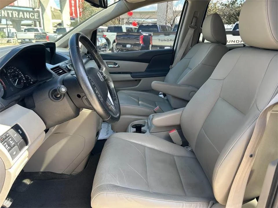2016 Honda Odyssey - Image 10 of 20